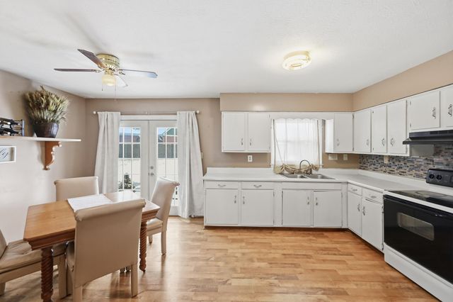 107 Loy Street, Versailles, KY 40383