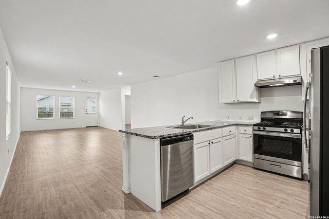 13959 BULL CV, San Antonio, TX 78252