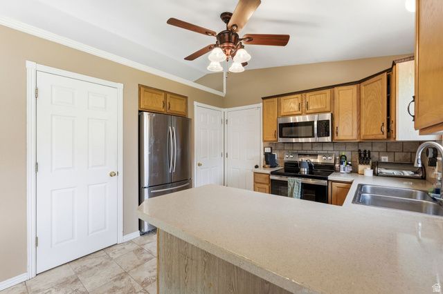 1649 S SPANISH RIDGE DR, Spanish Fork, UT 84660