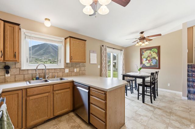 1649 S SPANISH RIDGE DR, Spanish Fork, UT 84660