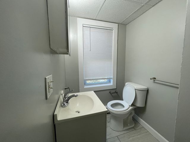 7 Fayette 3, Taunton, MA 02780