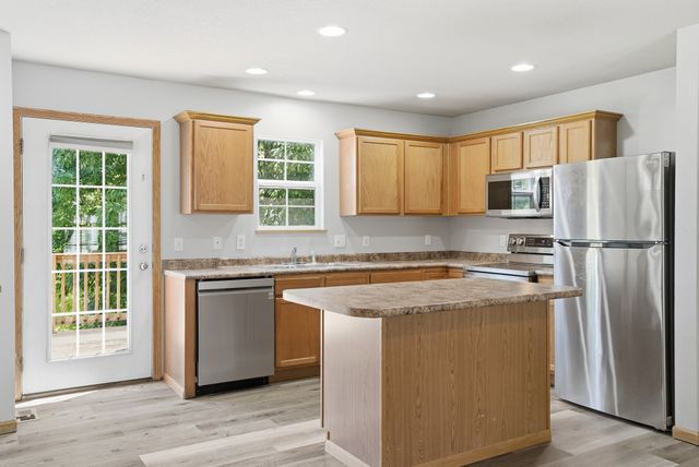 4305 154th Street, Urbandale, IA 50323