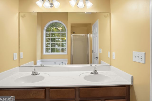 796 Rock Lane, Mcdonough, GA 30253