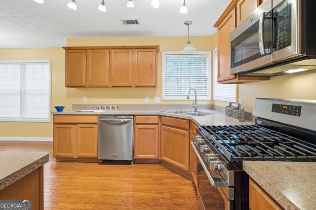 796 Rock Lane, Mcdonough, GA 30253