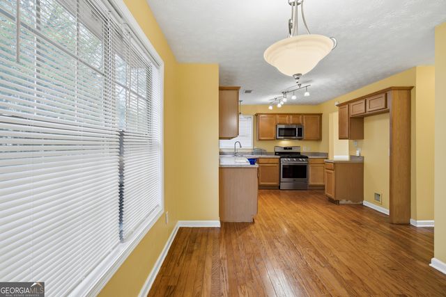 796 Rock Lane, Mcdonough, GA 30253