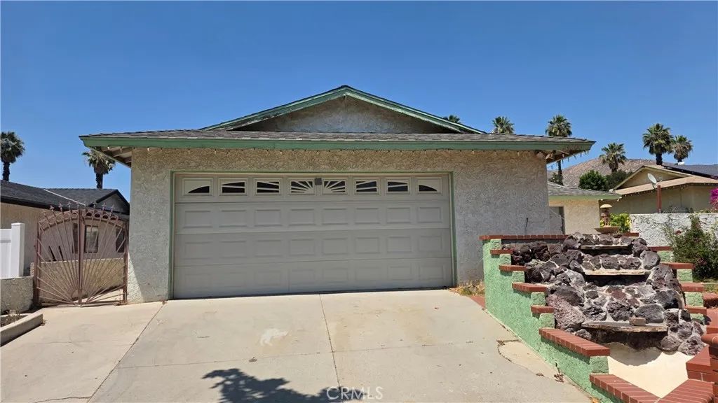 24800 Redcliff Court, Moreno Valley, CA 92557