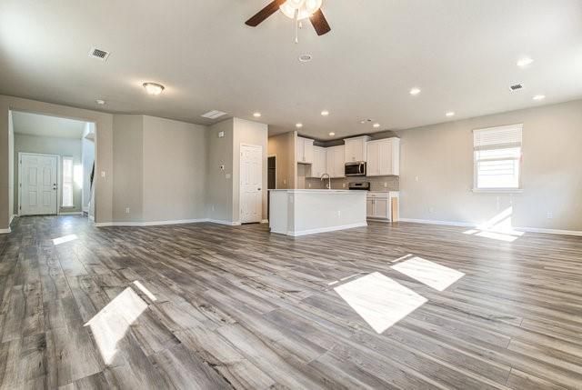 3200 College Park DR 126, Round Rock, TX 78665