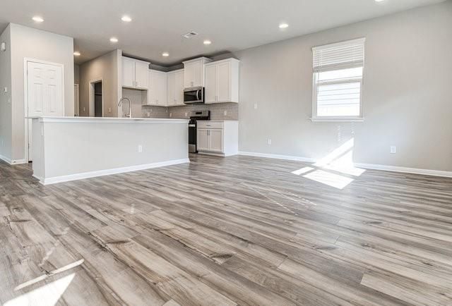 3200 College Park DR 126, Round Rock, TX 78665