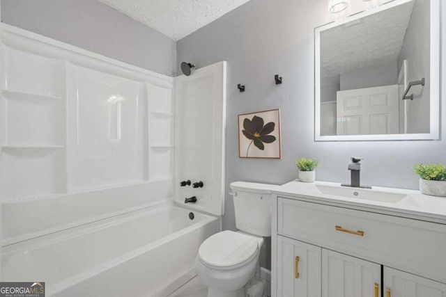 5856 Rock Road, Union City, GA 30291