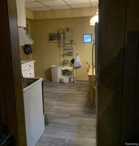 2255 Yemans Street, Hamtramck, MI 48212