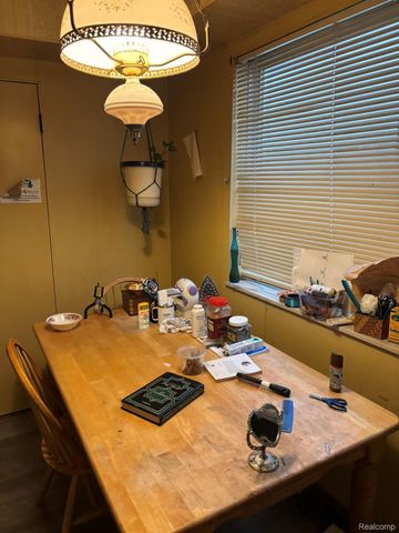 2255 Yemans Street, Hamtramck, MI 48212