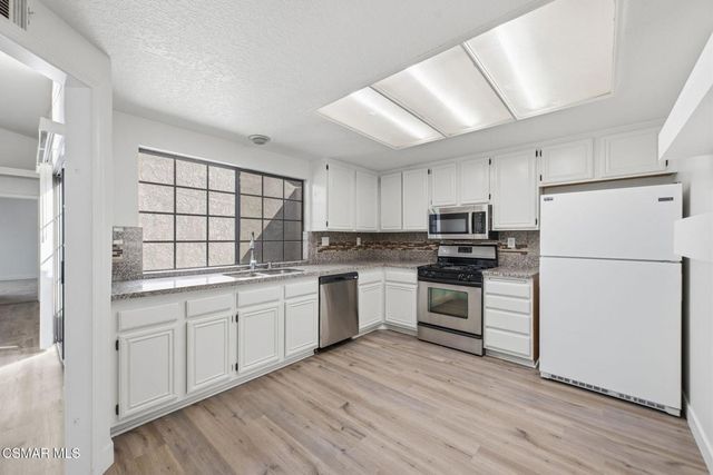 802 Congressional Road, Simi Valley, CA 93065