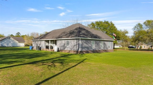 21 Bailey Drive, Jesup, GA 31545