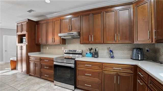 21 Bailey Drive, Jesup, GA 31545