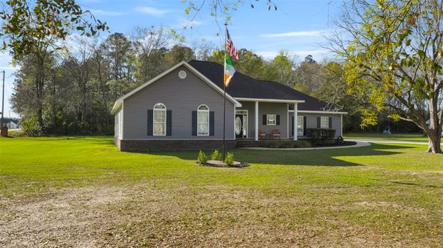 21 Bailey Drive, Jesup, GA 31545