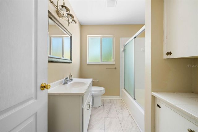 3716 SW 2ND PLACE, Gainesville, FL 32607