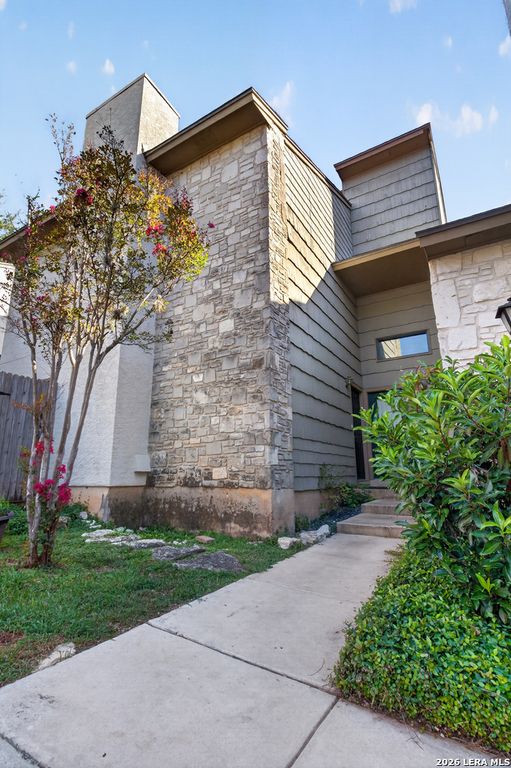 14122 Churchill Estates Blvd Apt 1201, San Antonio, TX 78248