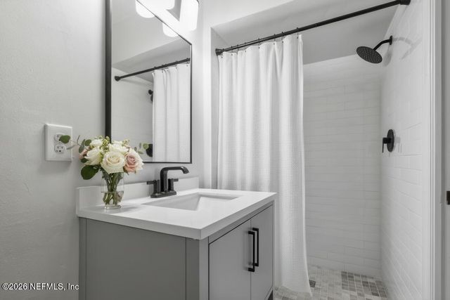 7053 EAGLES PERCH Drive, Jacksonville, FL 32244