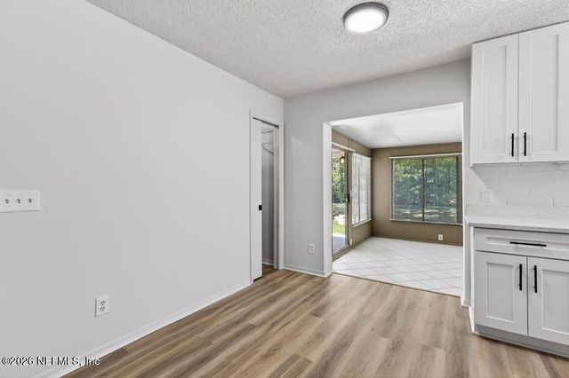 7053 EAGLES PERCH Drive, Jacksonville, FL 32244