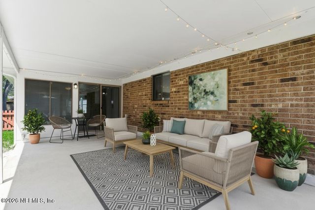 7053 EAGLES PERCH Drive, Jacksonville, FL 32244