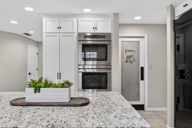 3909 Forest Avenue, Downers Grove, IL 60515