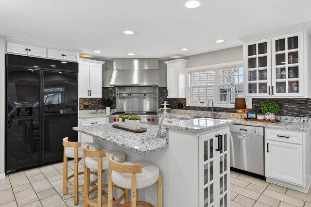 3909 Forest Avenue, Downers Grove, IL 60515