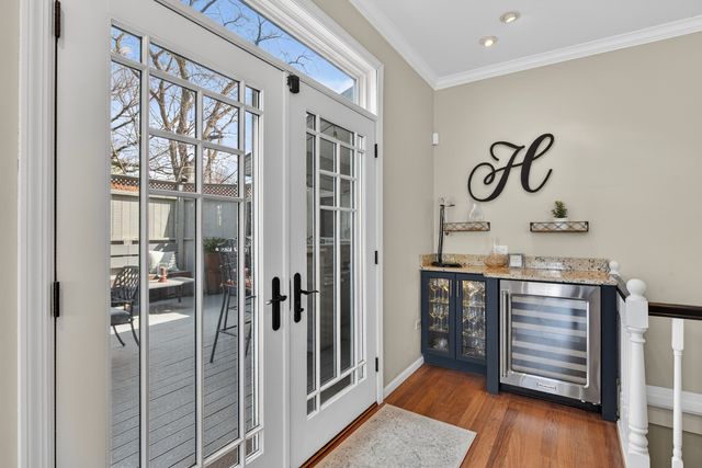 3909 Forest Avenue, Downers Grove, IL 60515