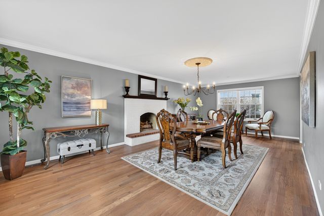 3909 Forest Avenue, Downers Grove, IL 60515