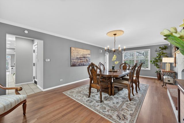 3909 Forest Avenue, Downers Grove, IL 60515