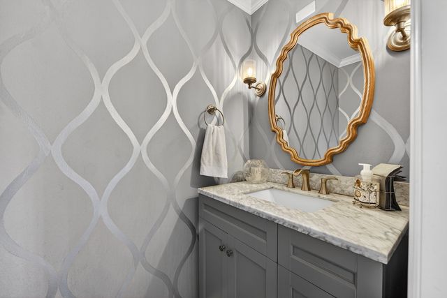 3909 Forest Avenue, Downers Grove, IL 60515