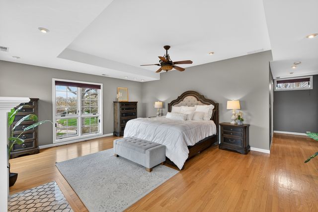 3909 Forest Avenue, Downers Grove, IL 60515