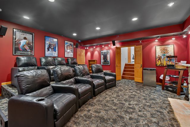 3909 Forest Avenue, Downers Grove, IL 60515