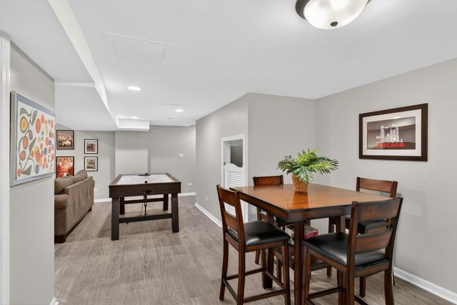 3909 Forest Avenue, Downers Grove, IL 60515