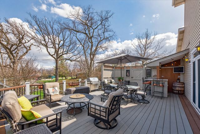 3909 Forest Avenue, Downers Grove, IL 60515