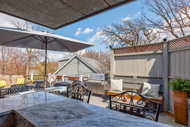 3909 Forest Avenue, Downers Grove, IL 60515