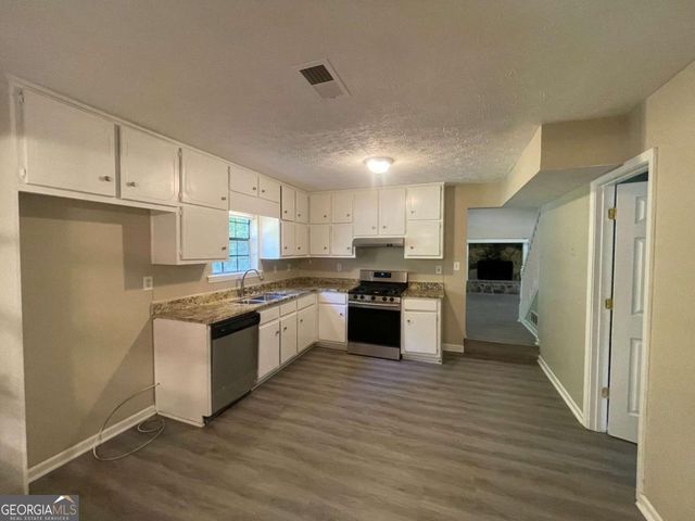 55 Huntridge Drive, Stockbridge, GA 30281