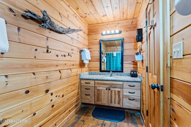 144 Timberwinds Way, Townsend, TN 37882