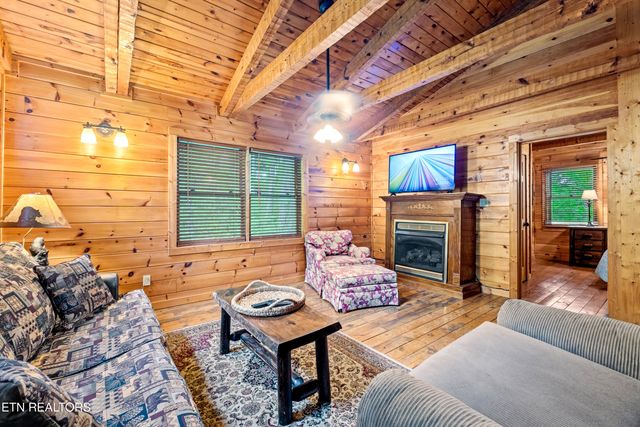 144 Timberwinds Way, Townsend, TN 37882