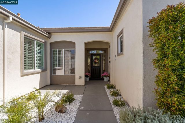 346 Gladstone Dr, Brentwood, CA 94513