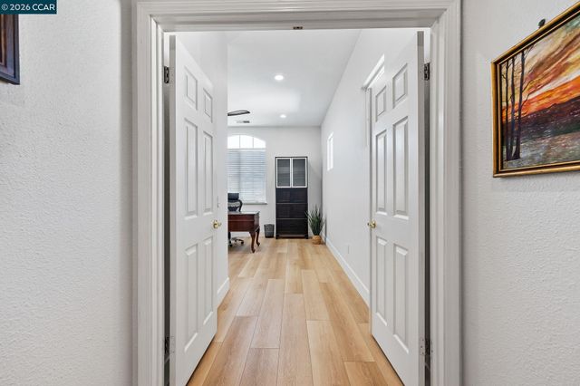 346 Gladstone Dr, Brentwood, CA 94513
