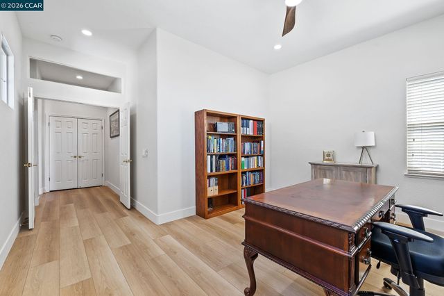 346 Gladstone Dr, Brentwood, CA 94513