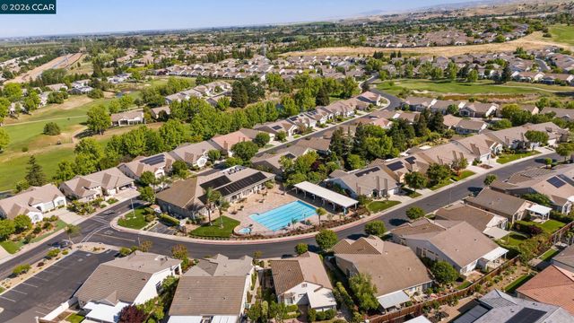 346 Gladstone Dr, Brentwood, CA 94513