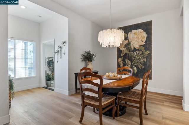 346 Gladstone Dr, Brentwood, CA 94513