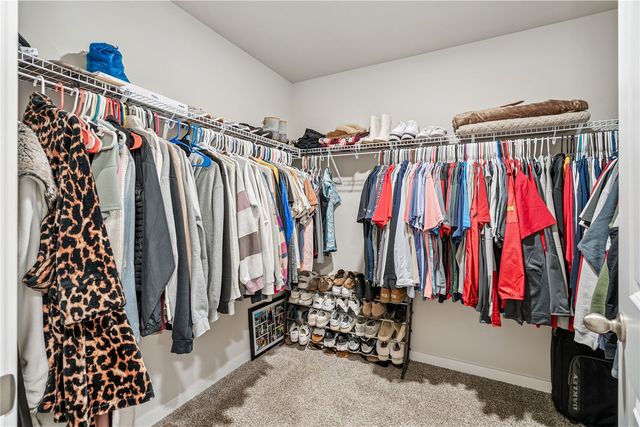 7114 Harlan Eddy Drive SW, Cedar Rapids, IA 52404