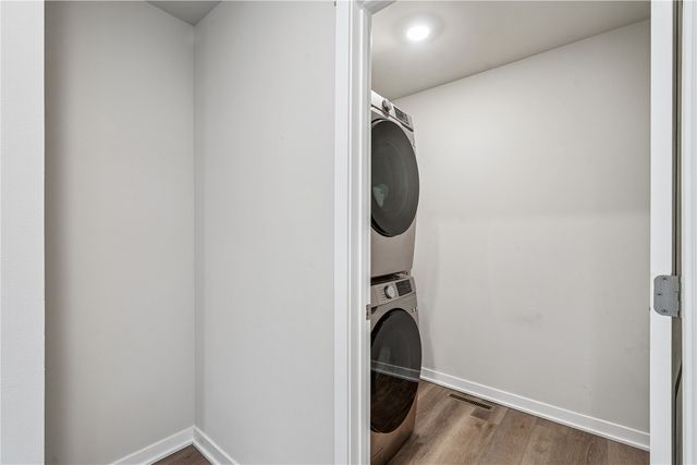 7114 Harlan Eddy Drive SW, Cedar Rapids, IA 52404