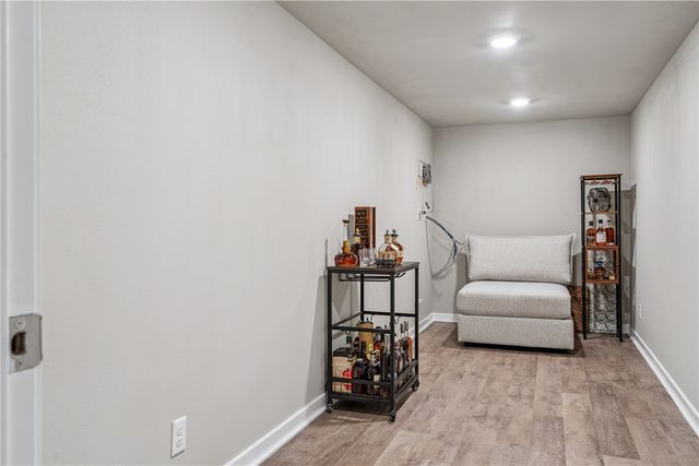 7114 Harlan Eddy Drive SW, Cedar Rapids, IA 52404