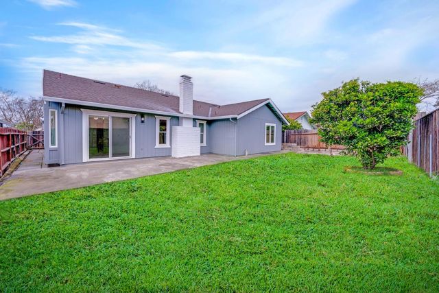 7937 Whisper Wood Way, Sacramento, CA 95823