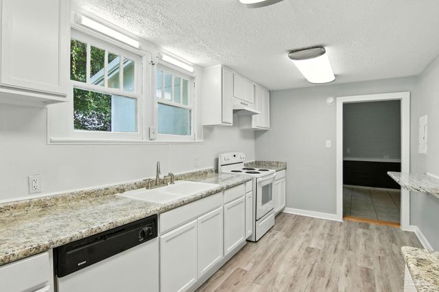 1215 N U St, Pensacola, FL 32505