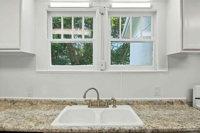 1215 N U St, Pensacola, FL 32505