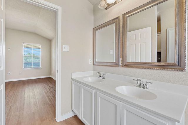 601 Brazos Bend DR, Cedar Park, TX 78613
